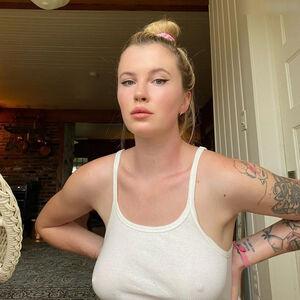 Ireland Baldwin photo 337