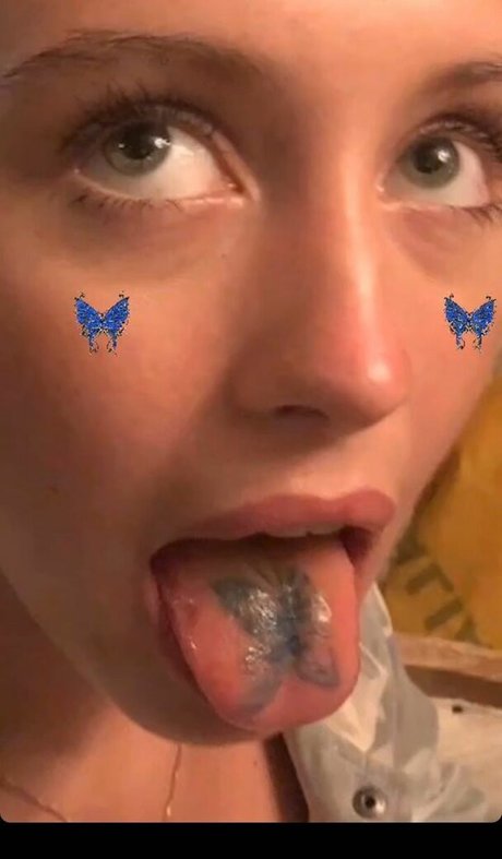 Iris Law photo 24