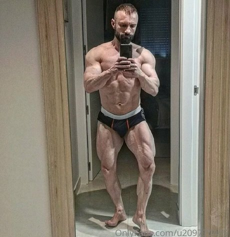 Irishbeast69 photo 9