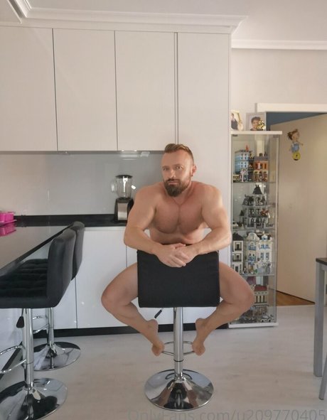 Irishbeast69 photo 19