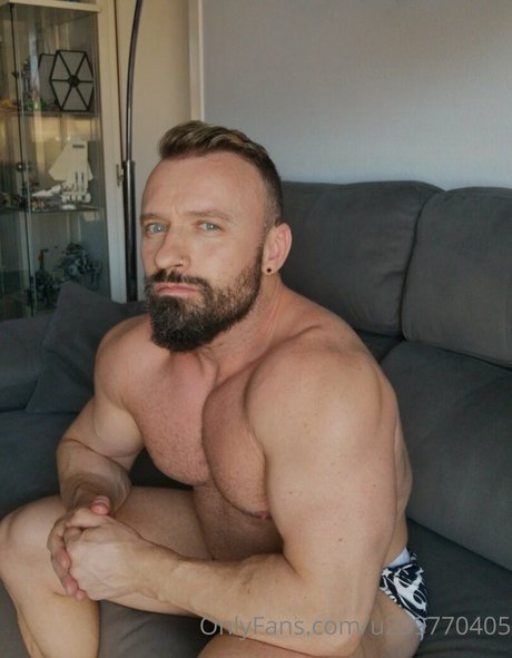 Irishbeast69 photo 21