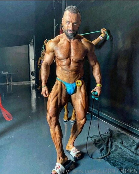 Irishbeast69 photo 23
