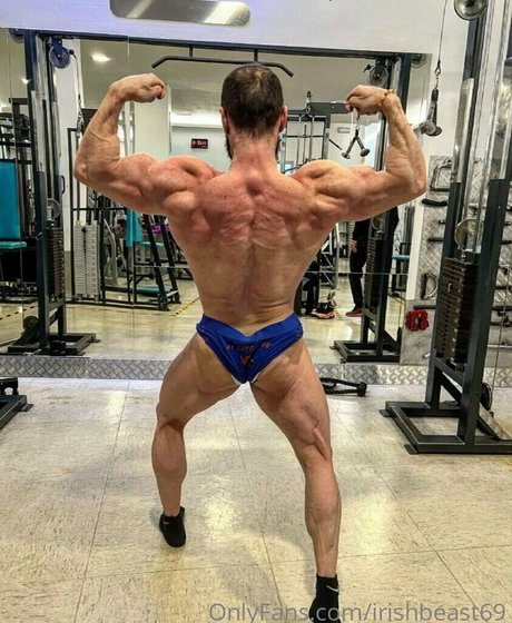 Irishbeast69 photo 50