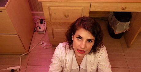 Irma La Dulce ASMR photo 4
