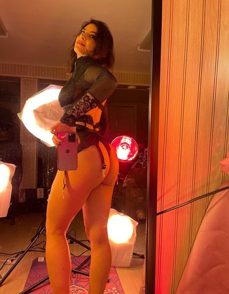 Irma La Dulce ASMR photo 80