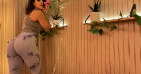 Irma La Dulce ASMR photo 102