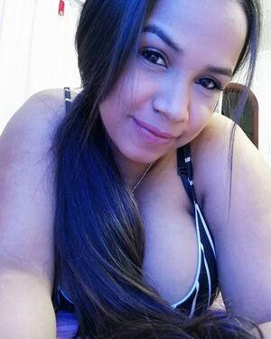 Isa Gomez photo 321