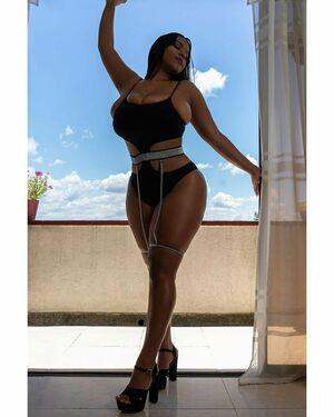 Isa Gomez photo 464