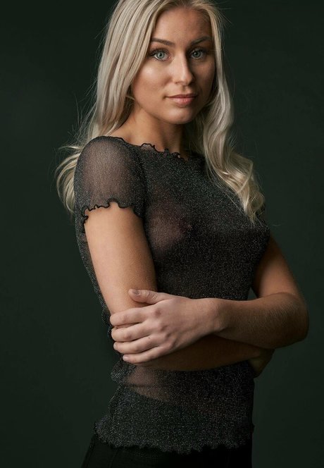 Isabel Ditlevsen photo 20