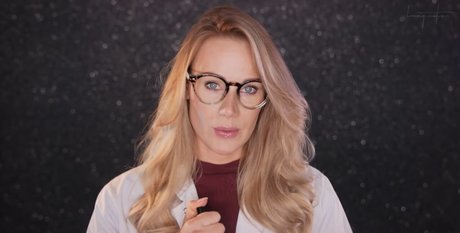 Isabel Imagination ASMR photo 10
