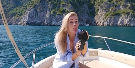 Isabel Imagination ASMR photo 26