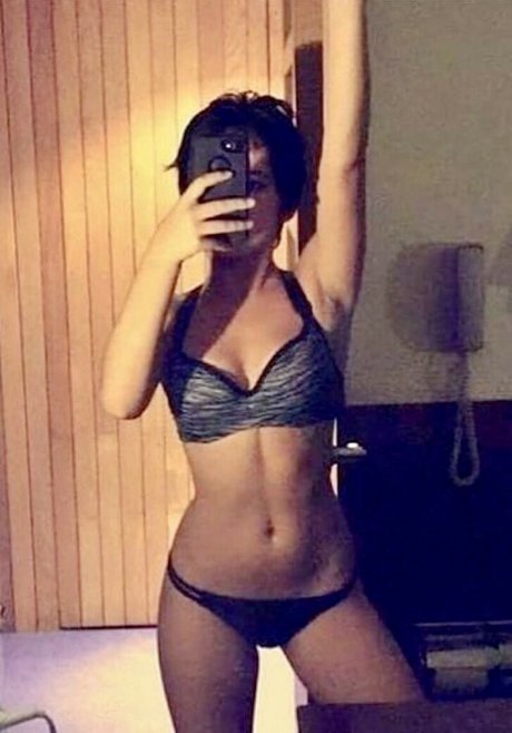 Isabela Merced photo 23