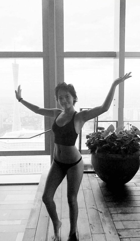 Isabela Merced photo 59