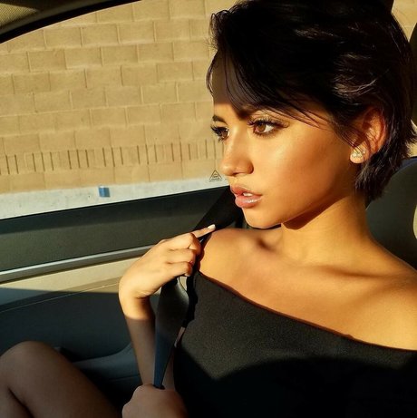 Isabela Merced photo 127