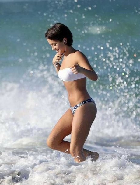 Isabela Merced photo 158