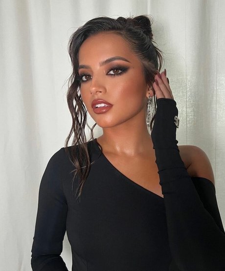 Isabela Merced photo 206