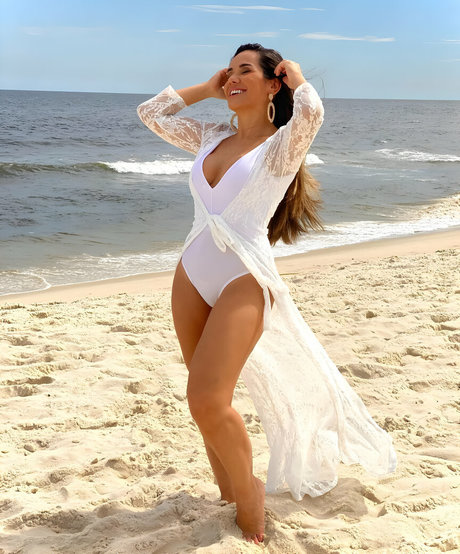 Isabele Benito photo 15