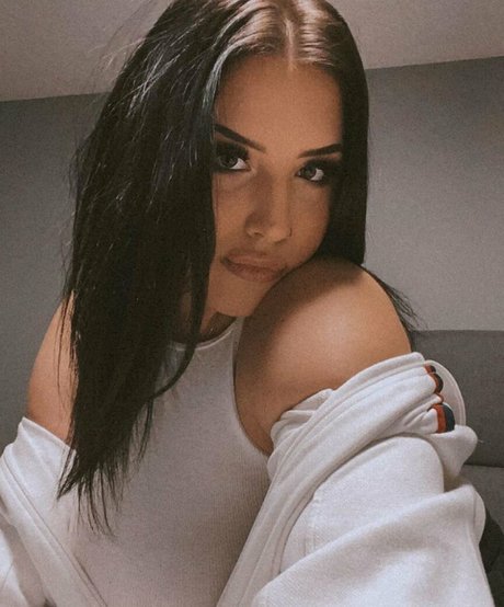 Isabelle Maltais photo 24