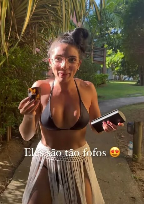 Isadora Nogueira photo 2