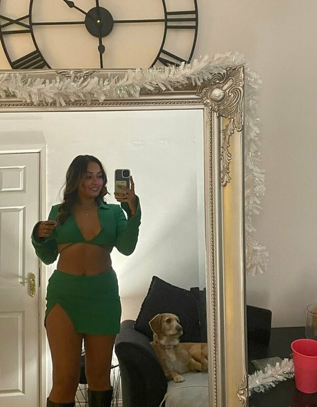 Isha Mariyah photo 18