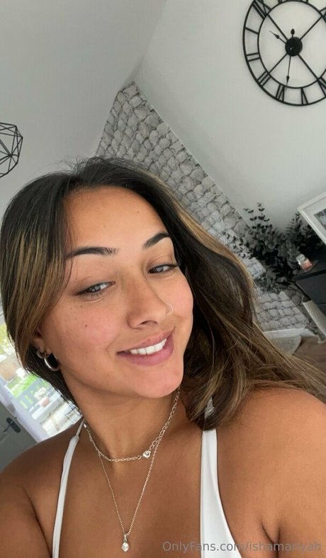 Isha Mariyah photo 26