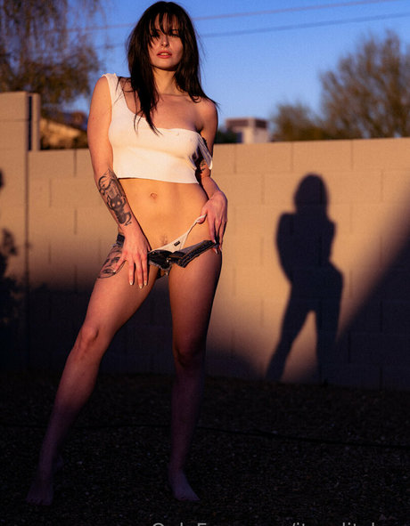 Its_glitchxx photo 24