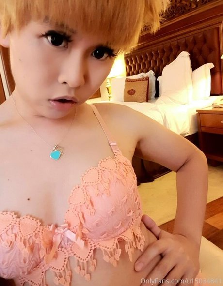Itsbellaadrianna photo 9