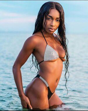 itsbrittbratvip photo 46
