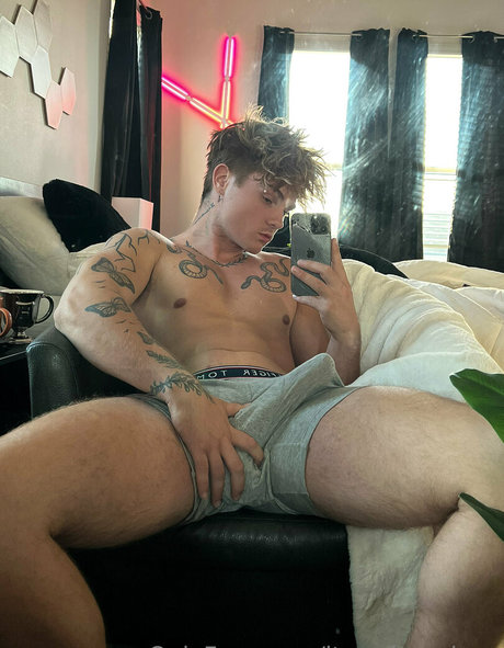 Itscodyandrew photo 1