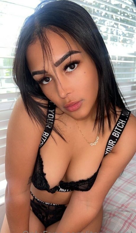 Itsmillyhot photo 186