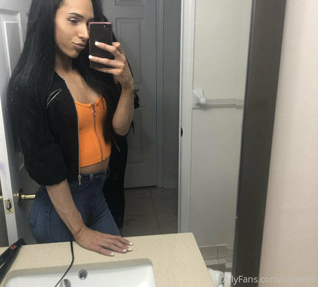 ItsRae69 photo 187