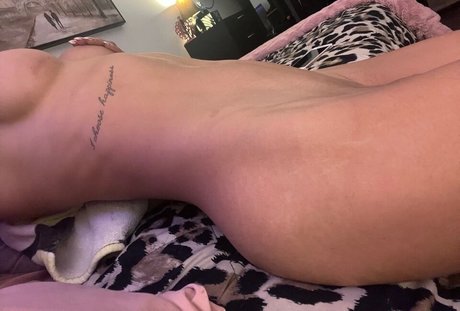 ItsRae69 photo 385