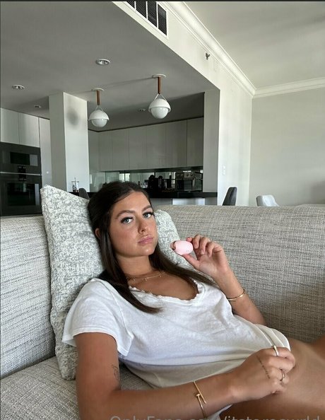 Itstaraswrld photo 16