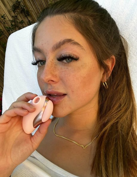 Itstaraswrld photo 30