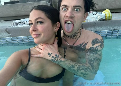 Itstaraswrld photo 92