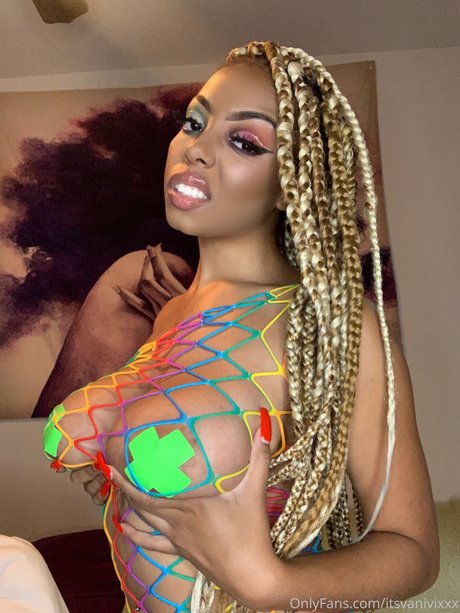 Vanity Vix photo 141