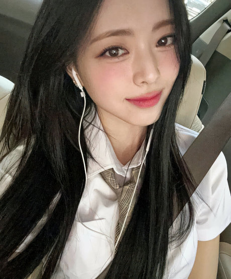 Itzy.all.in.us photo 19