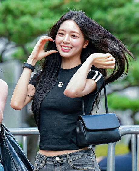 Itzy.all.in.us photo 25