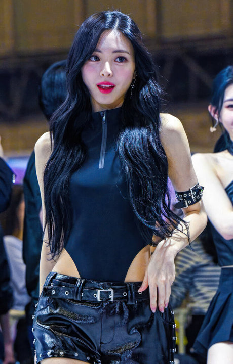 Itzy.all.in.us photo 42