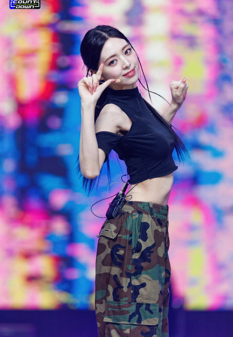 Itzy.all.in.us photo 72