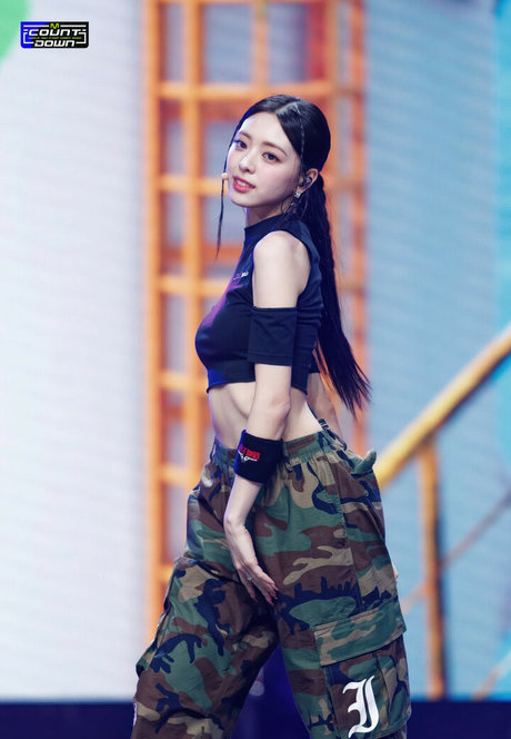 Itzy.all.in.us photo 73