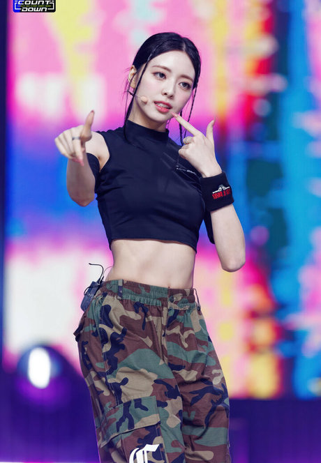 Itzy.all.in.us photo 74