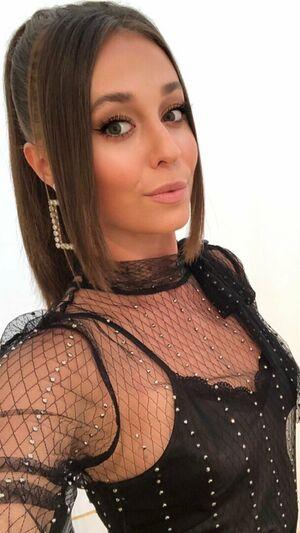 Izabella Krzan photo 9