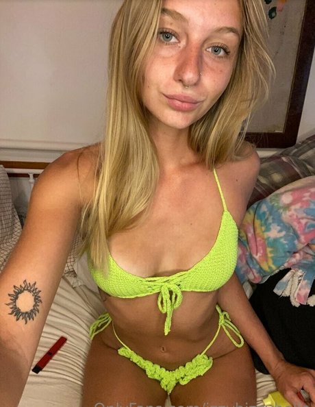 Izzybizzybelle photo 42