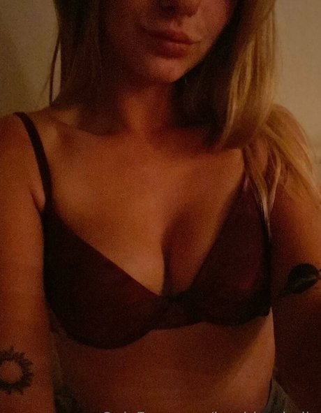Izzybizzybelle photo 118