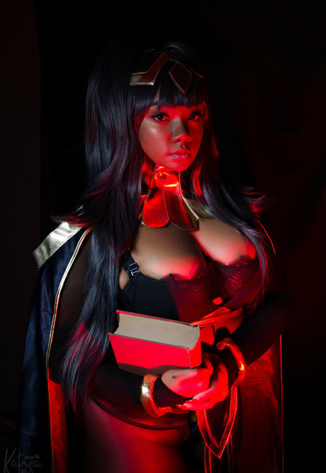 Izzysaeko photo 111