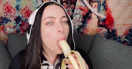 Jackie Does ASMR photo 1