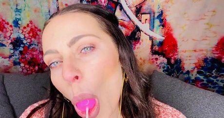 Jackie Does ASMR photo 2