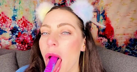 Jackie Does ASMR photo 4