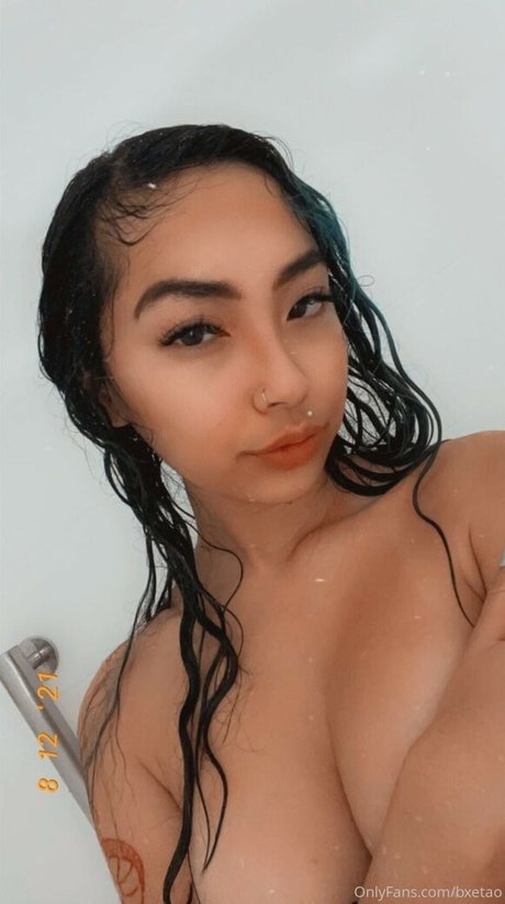 Jackie Izawa photo 3